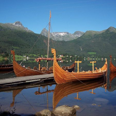 Volda Turisthotell Exterior foto